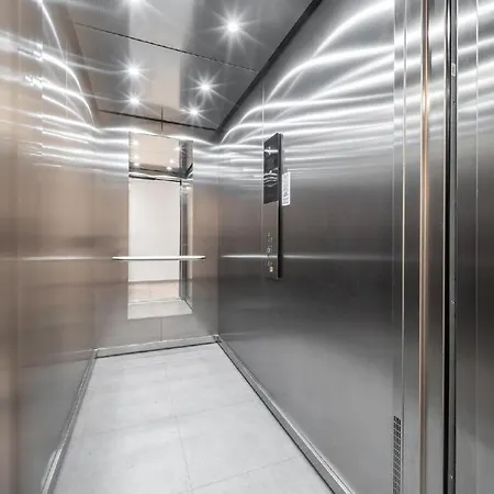 Apartment Taban - Center & Free Parking Neutra